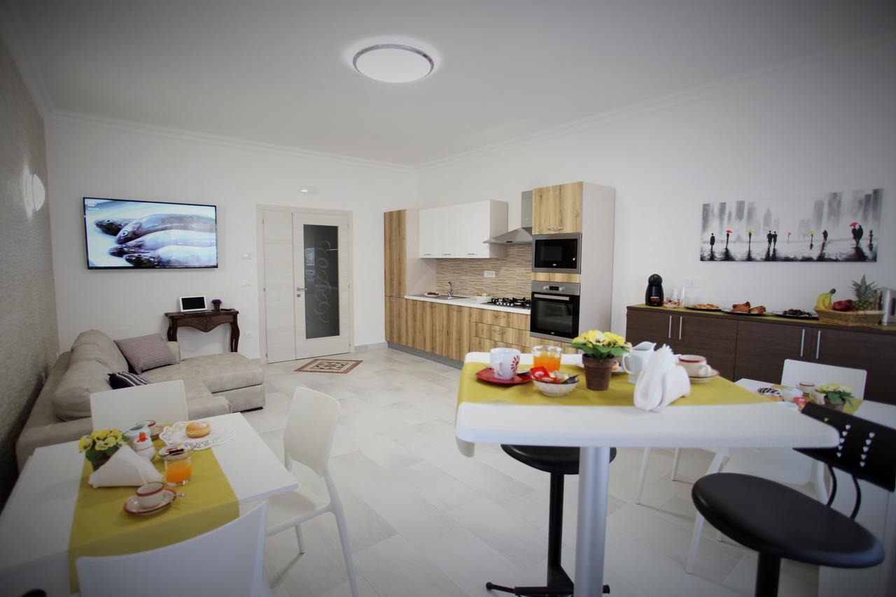 Central Apartments Crotone Dış mekan fotoğraf